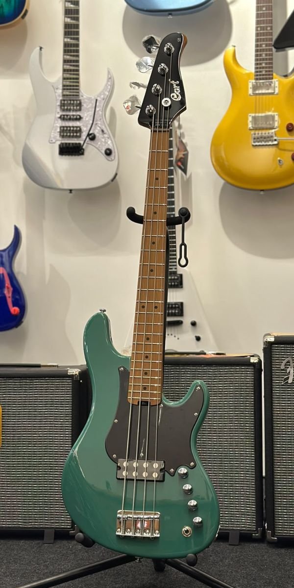 Contrabaixo Cort GB Short Scale FGR Forest Green 4 Cordas Ativo Markbass