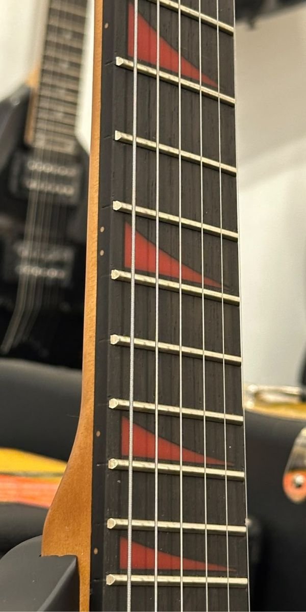Guitarra Waldman WIG131X BKS Black Satin Super Strato HH 24 Trastes