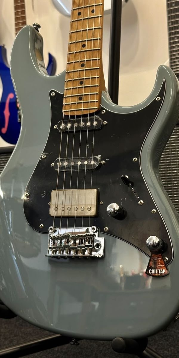 Guitarra Elétrica Cort G250SE OBG Ocean Blue Grey HSS Roasted Maple
