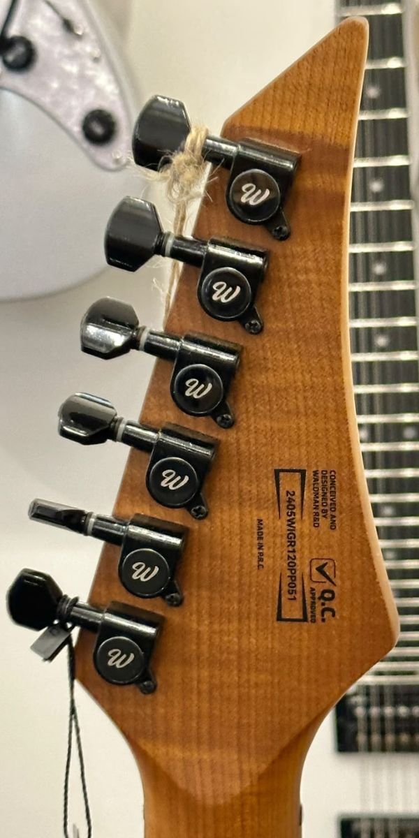 Guitarra Elétrica Waldman WIGR120 PP Purple Super Strato HH 24 Trastes Roasted Maple
