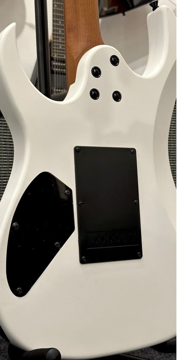 Guitarra Elétrica Waldman WIGR120 WH White Super Strato HH 24 Trastes Roasted Maple