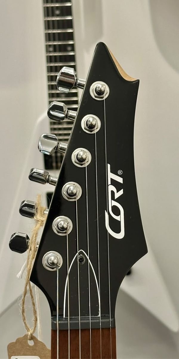 Guitarra Elétrica Cort X200 CRD Candy Red HSH 24 Trastes Tremolo 6 Cordas