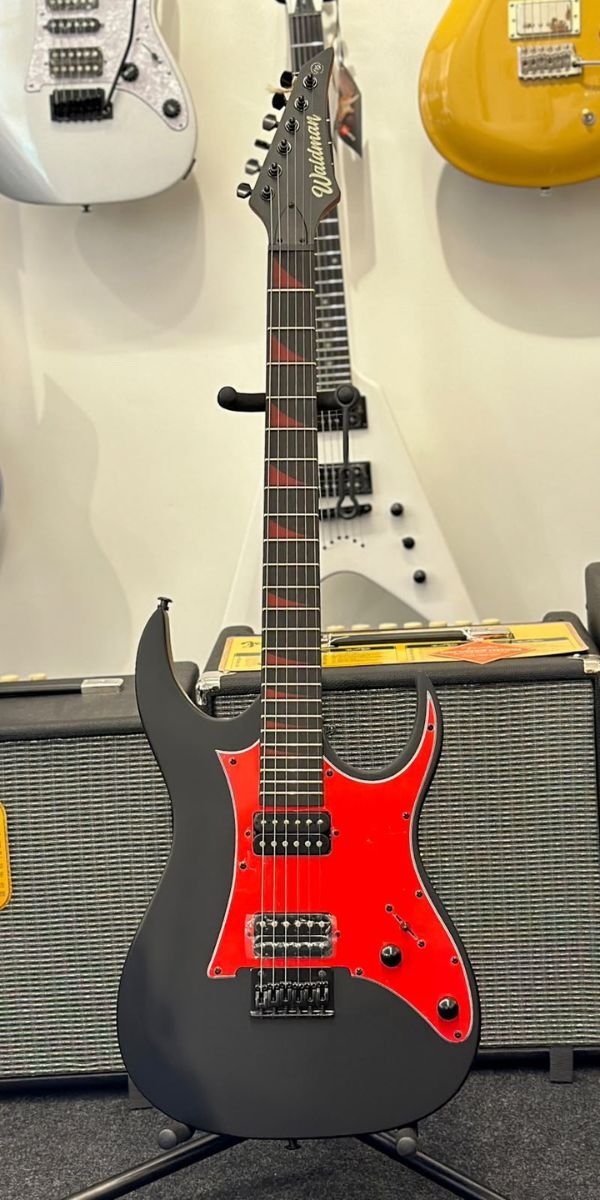 Guitarra Waldman WIG131X BKS Black Satin Super Strato HH 24 Trastes
