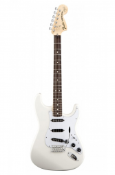 GUITARRA FENDER STRATO SIG SERIES 013 9010 BLACKMORE 305