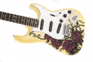 GUITARRA FENDER STRATO STANDARD DAVID LOZEAU ROSE TATTOO    