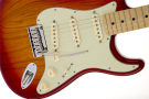 GUITARRA FENDER 011 9302 - AM DELUXE ASH STRATOCASTER - 731 - AGED CHERRY SUNBURST