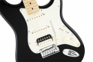 GUITARRA FENDER 011 9112 - AM DELUXE STRATOCASTER SHAWBUCKER HSS - 706 - BLACK