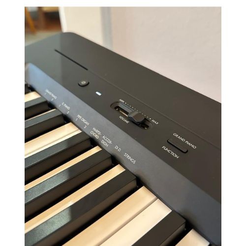 Piano Yamaha Digital p 145 Preto 
