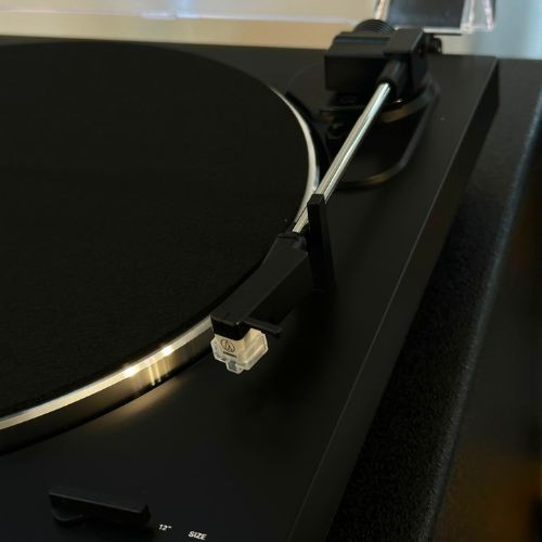 Toca Disco Audio Techninca At-lp60x-bw-c 