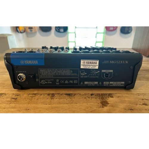 Mesa de Som Analógica  Yamaha 12 Canais Mg12 