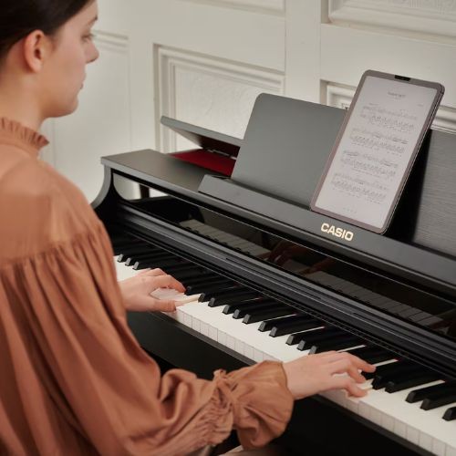Piano Digital Casio Celviano Ap-550bk 88 Teclas Preto Com Banco Bluetooth e 3 Pedais 