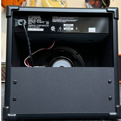 Amplificador Cubo Para Guitarra Yamaha Ga15ii 15w Rms Preto 