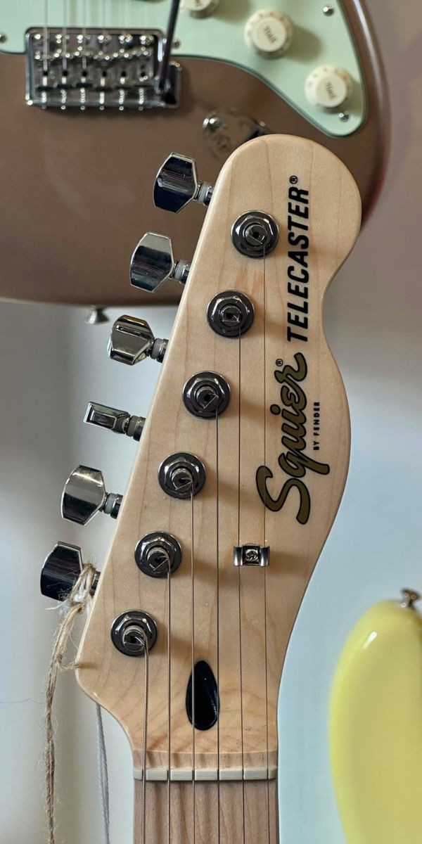 Guitarra Squier Affinity Telecaster Maple 3-color Sunburst by Fender 