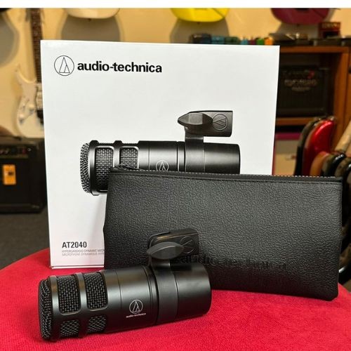 Microfone Audio-technica At2040 Dinâmico Hipercardioide Para Podcast e Streaming 