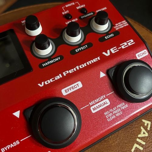 Pedal Boss Ve-22 Vocal Performer Para Voz Com Harmonizer, Efeitos e Looper 
