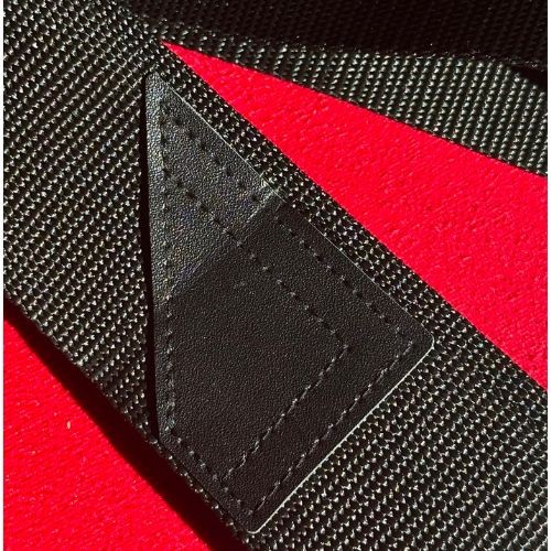 Correia Fender Logo Strap Black Yellow 2” Com Bolso Para Palhetas Guitarra Baixo Violão 