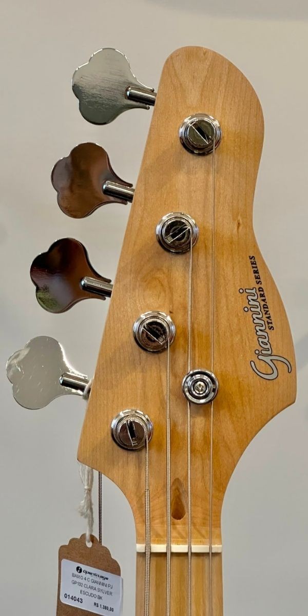 Contrabaixo Giannini Gp-102 Sv/bk 4 Cordas Silver Com Escala Maple e Escudo Black 