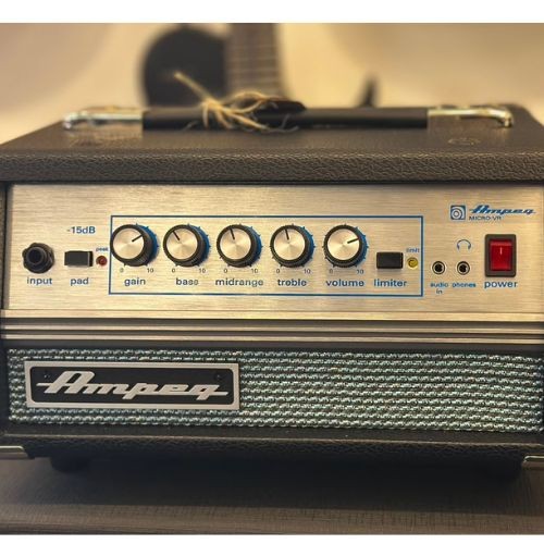 Cabeçote Ampeg Micro-vr 200w Para Contrabaixo 