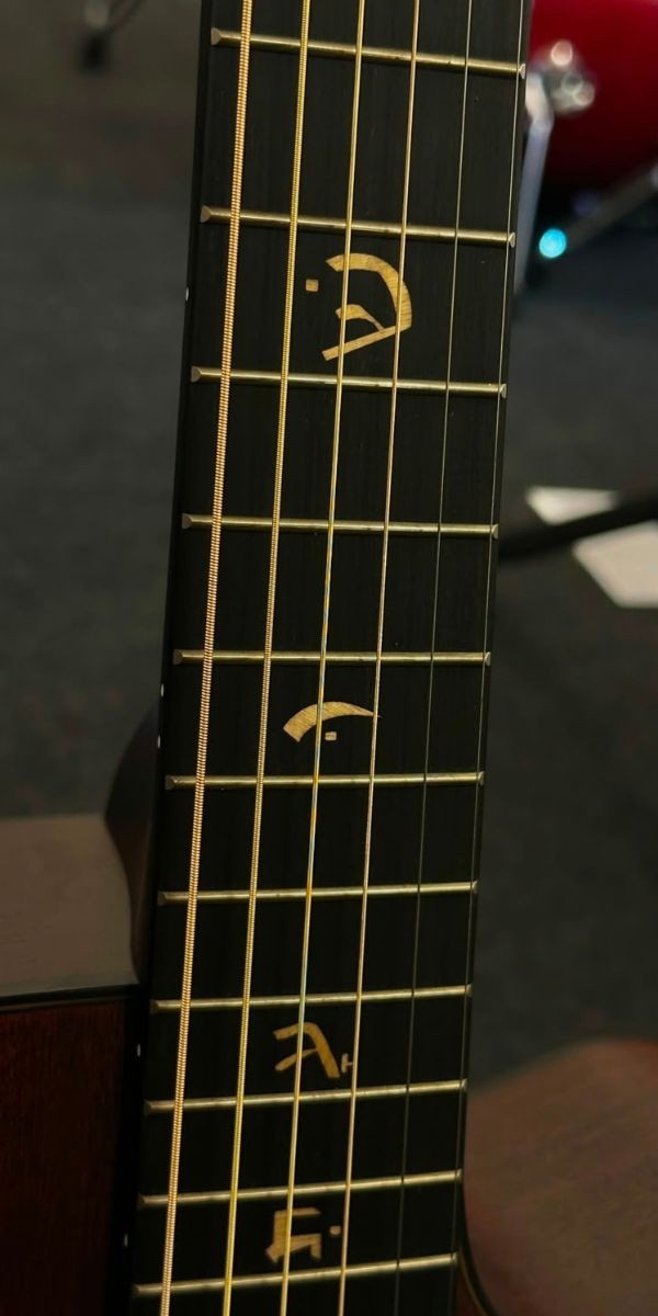 Violão Tagima Juninho Afram Gran Reserva Dark Mahogany Open Pore 