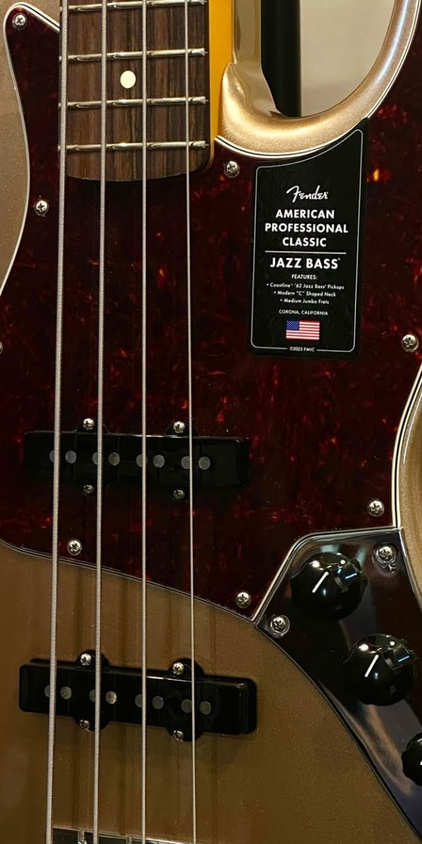 Fender American Professional Classic Jazz Bass Rosewood Faded Firemist Gold Acompanha Gig Bag Exclusiva 