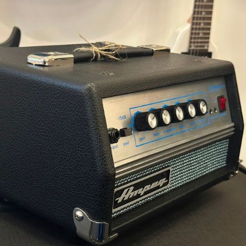 Cabeçote Ampeg Micro-vr 200w Para Contrabaixo 