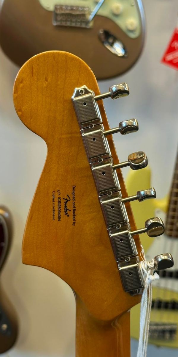 Guitarra Squier Classic Vibe '70s Jaguar Surf Green Laurel by Fender 