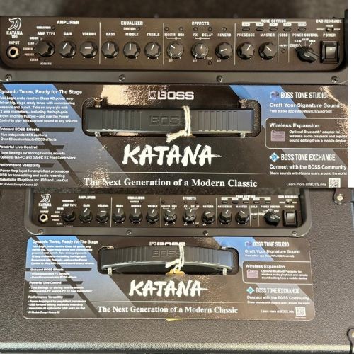 Amplificador Boss Katana 100 Gen 3 Ktn-100-3 100w 1x12 Para Guitarra 