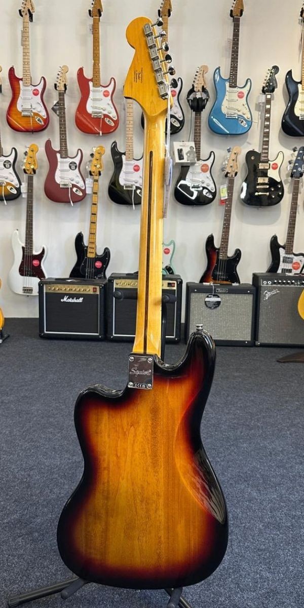 Contrabaixo Squier Classic Vibe Bass vi 6 Cordas 3-color Sunburst 