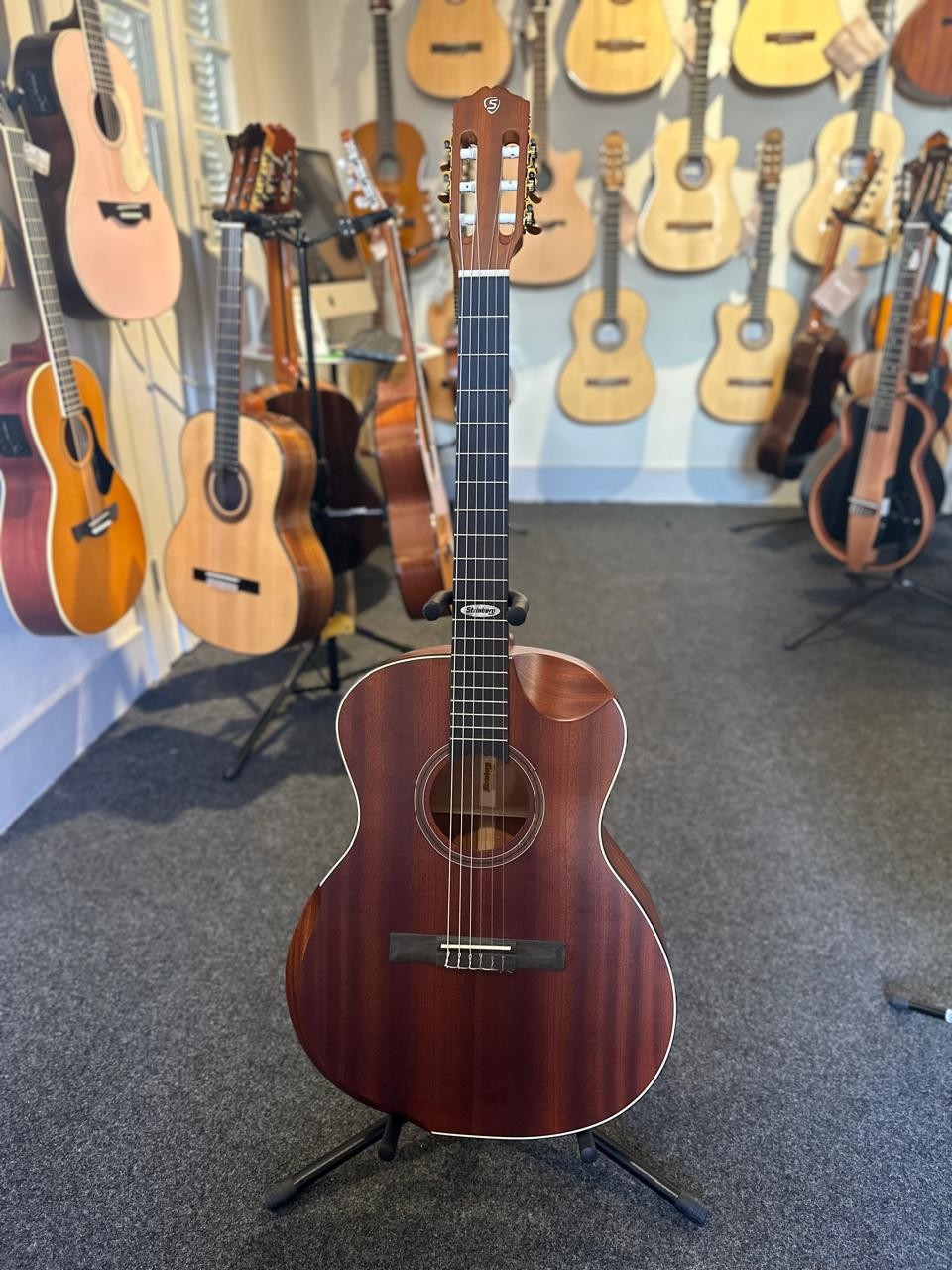 Violão Nylon Strinberg Galaxy Sc301 Mahogany Satin Com Bag 