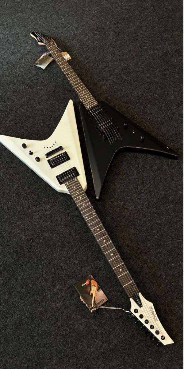Guitarra Flying v Strinberg Fvs450 Pearl White Com Bag 