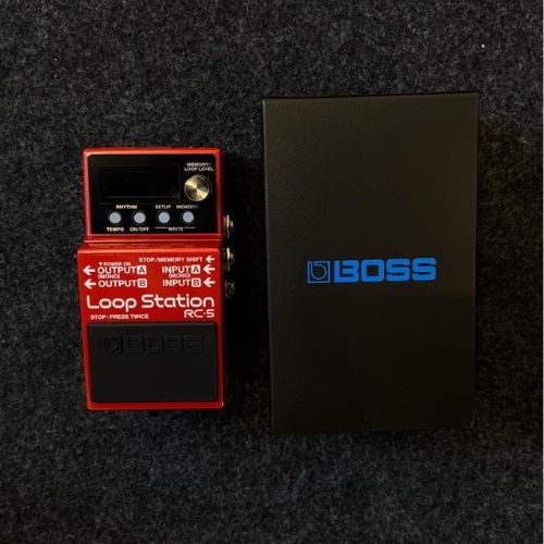 Pedal Boss Rc-5 Loop Station Looper Para Guitarra Com 99 Memórias e Usb 