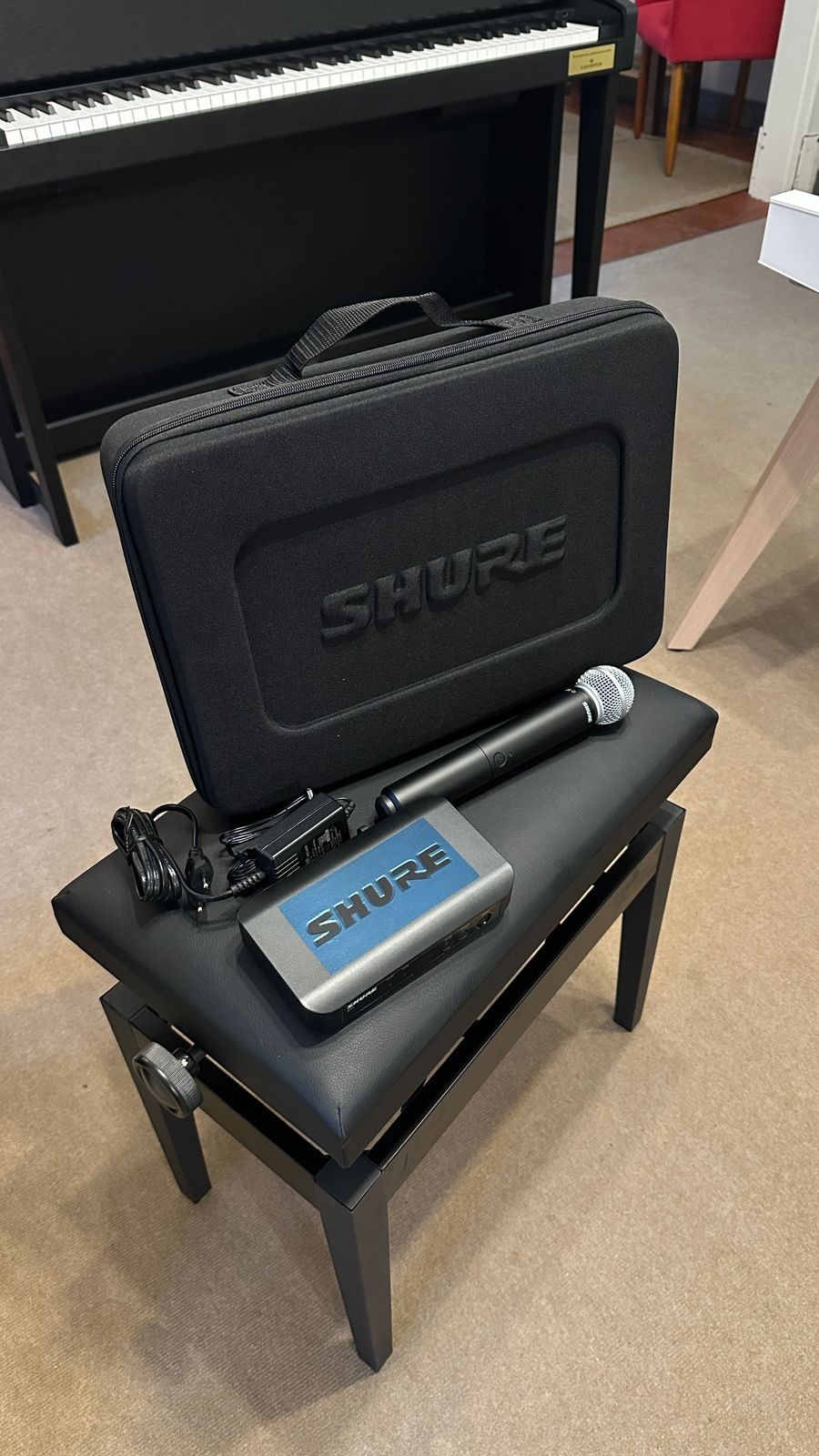 Sistema de Microfone Sem Fio de Mão Blx-24br/sm58 M15 - Shure 