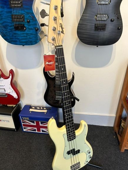 Baixo 4 Cordas Tagima Memphis Mb40 Owh Satin Precision Branco 