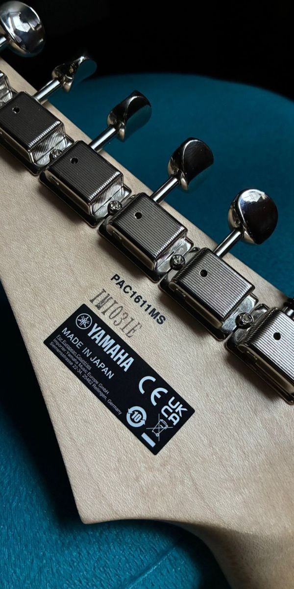 Guitarra Yamaha Pac1611ms Mike Stern Signature nt Natural Made in Japan 