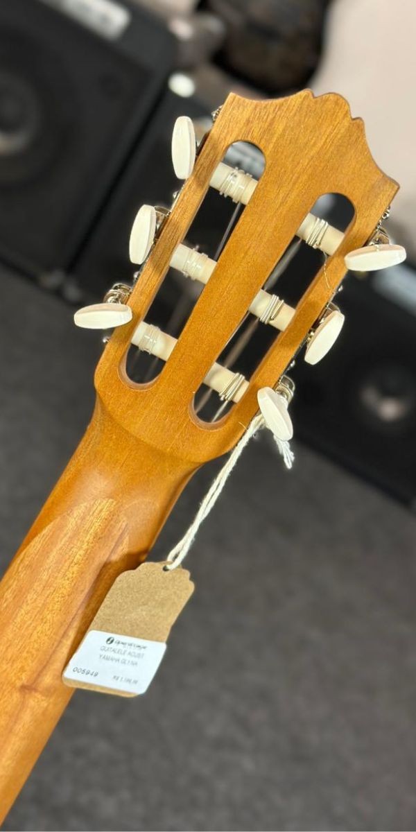 Guitalele Yamaha Gl1 Natural Nylon Com Bag – Violão Ukulele 6 Cordas 