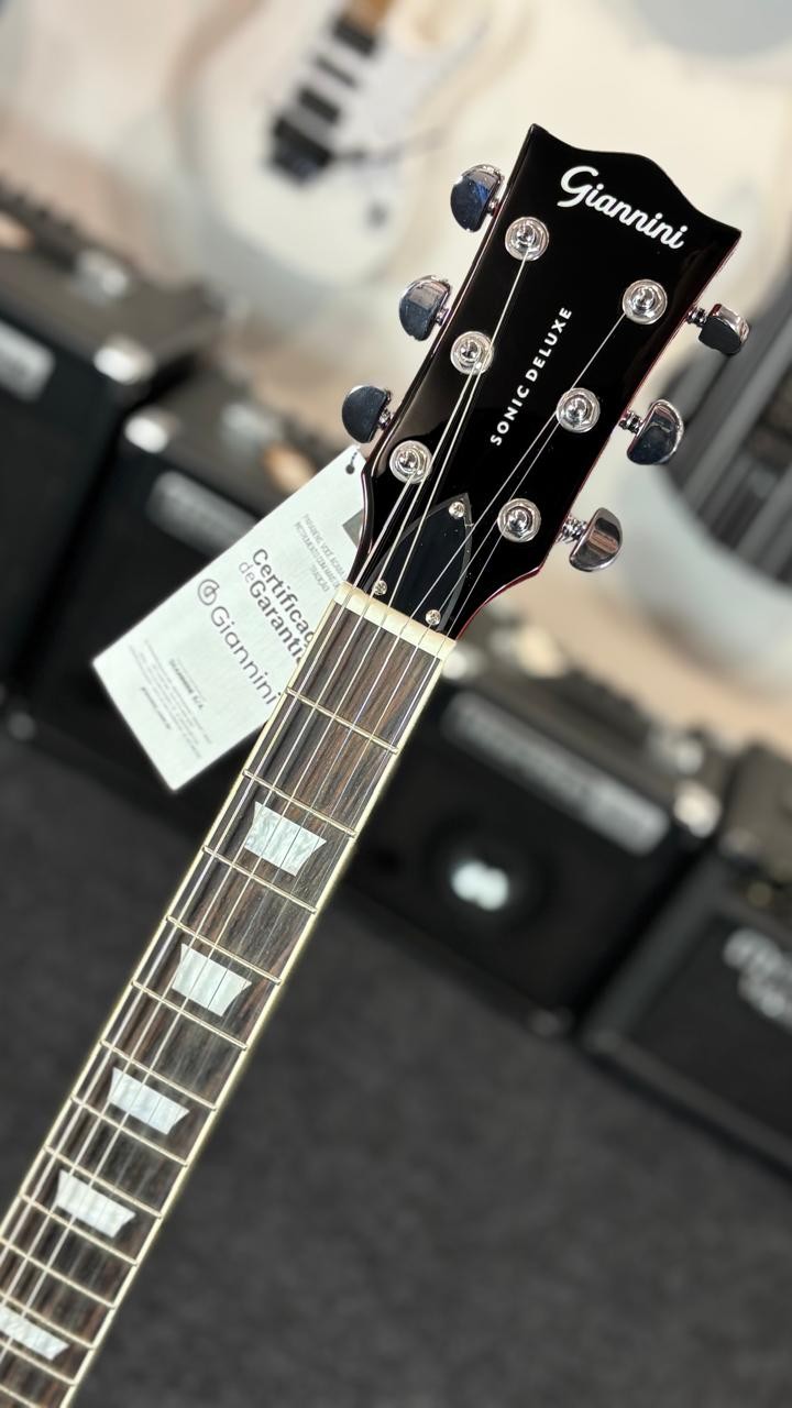 Guitarra Elétrica Giannini Sonic Deluxe Gae09 Dlx Gold Top (gd) 