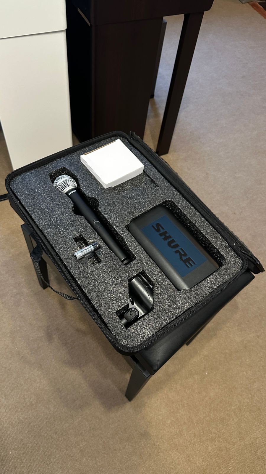 Sistema de Microfone Sem Fio de Mão Blx-24br/sm58 M15 - Shure 