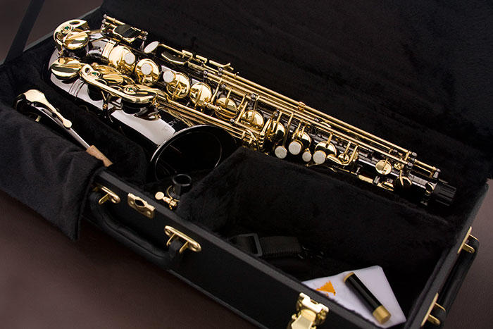 Saxofone Alto Eagle Preto Onix - sa - 500 bg                    