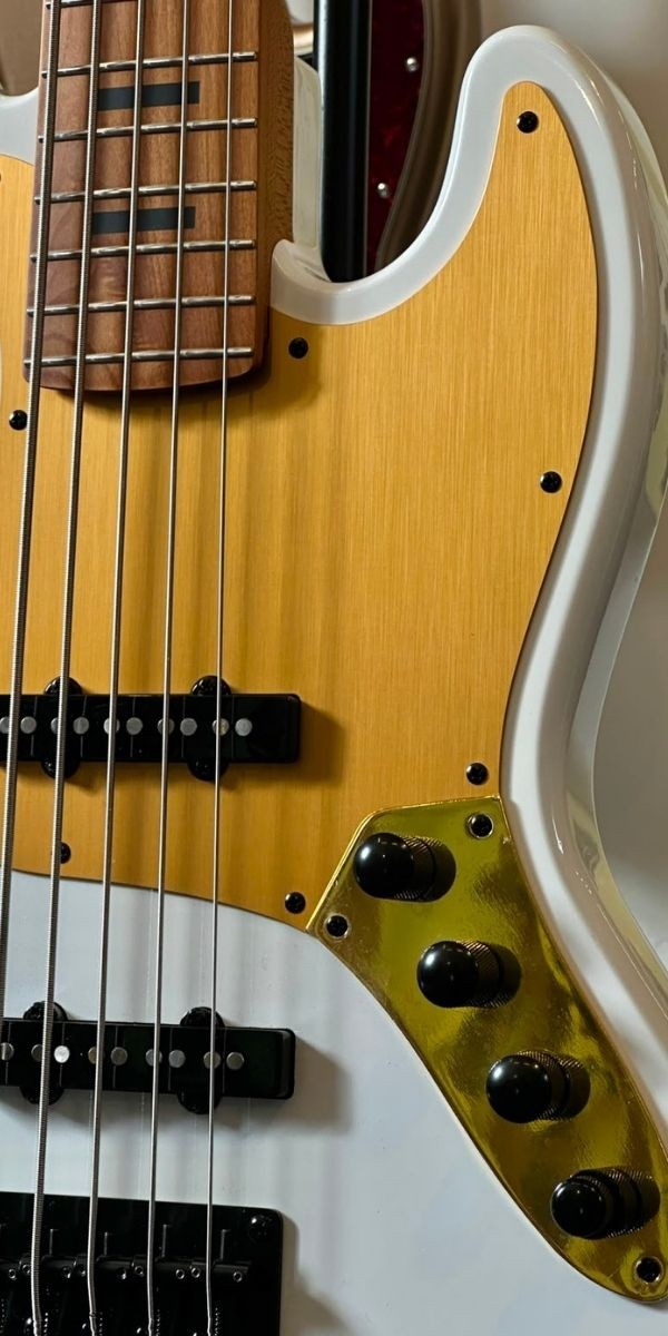 Contrabaixo Strinberg Jbs155ad pw 5 Cordas Ativo Signature Aninha Deleones Pearl White Com Bag 