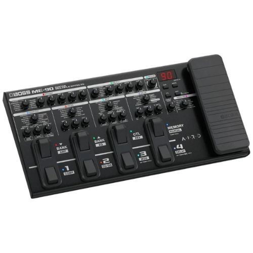 Pedaleira Boss Me-90 Multiefeitos Para Guitarra Com Aird e Pedal de Expressão 