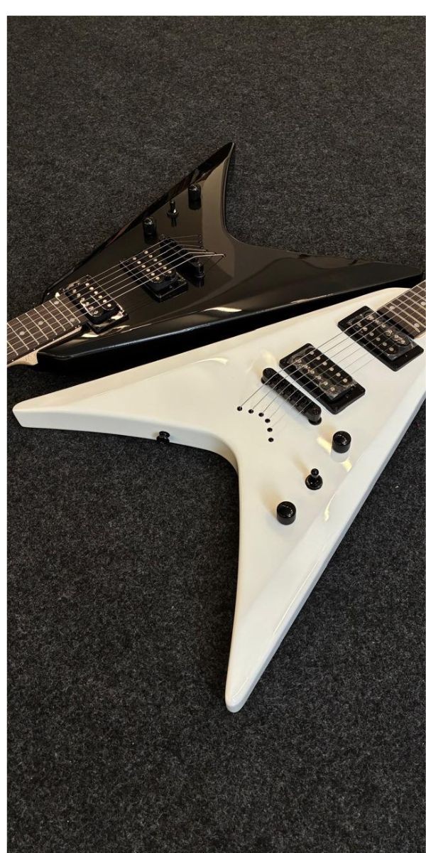 Guitarra Flying v Strinberg Fvs450 Pearl White Com Bag 