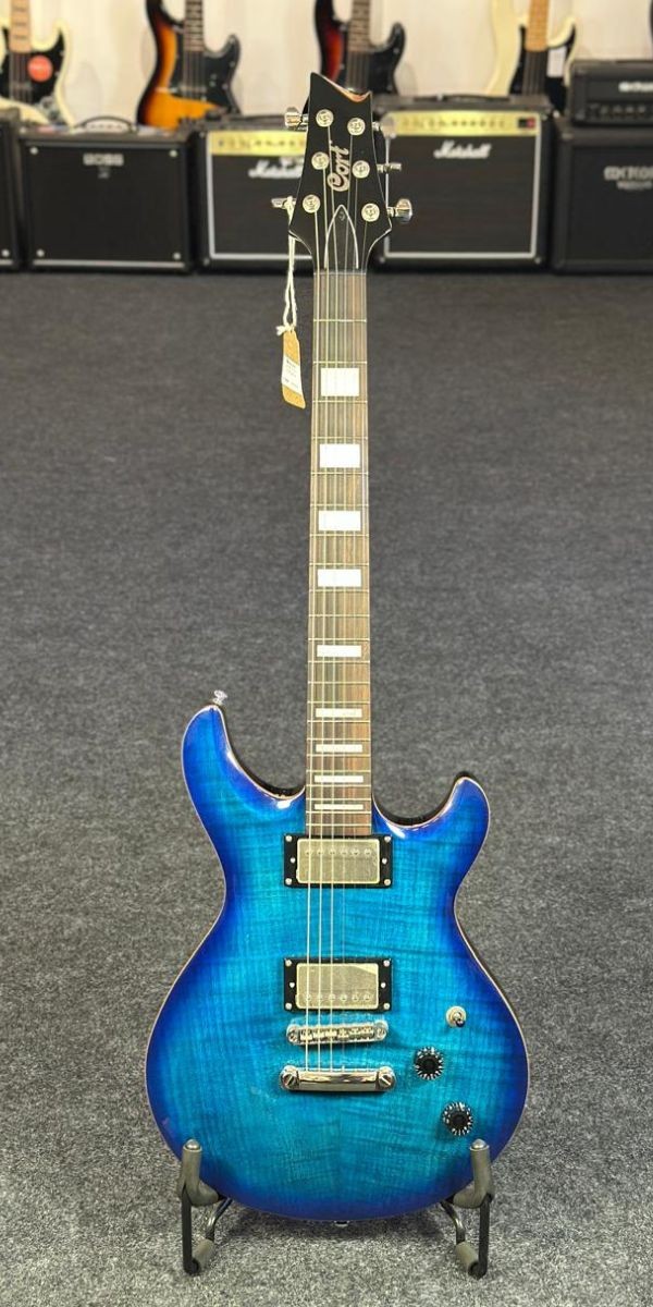 Guitarra Cort hh M600 bb Elétrica Premium Com Humbuckers e Locking Tuners 