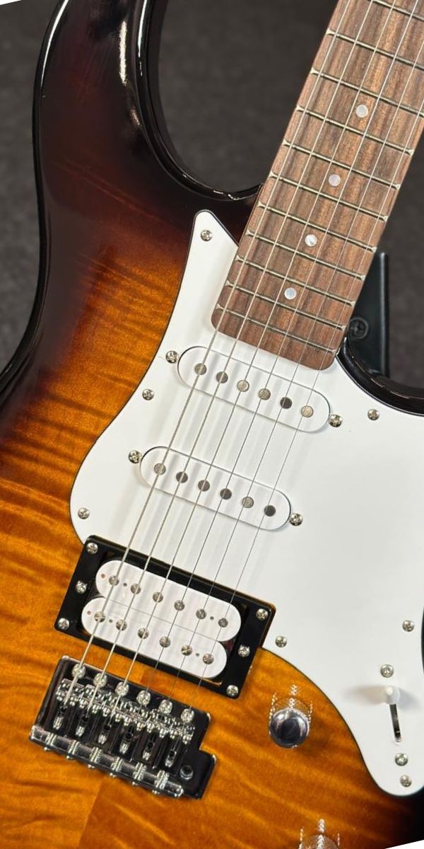 Guitarra Yamaha Pacifica 212vfm Tbs Hss Strato Tobacco Brown Sunburst | Guitarra Strato Yamaha Pacifica 212vfm Tbs Hss Com Coil Split 