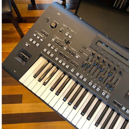 Teclado Yamaha Genos2 Workstation Arranjador 76 Teclas Fsx Com Aftertouch 