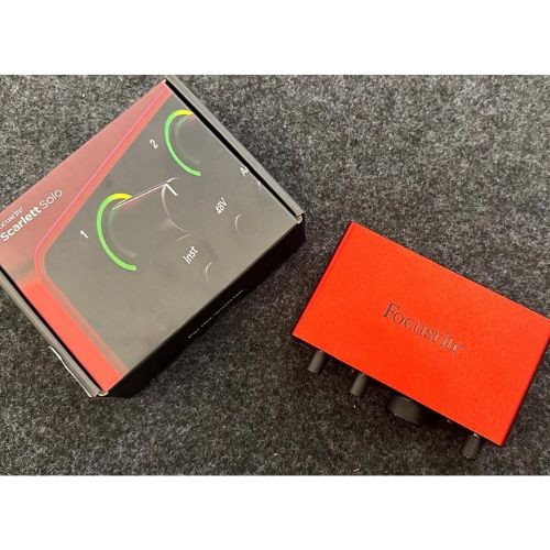 Interface de áudio Focusrite Scarlett Solo 4th Gen 