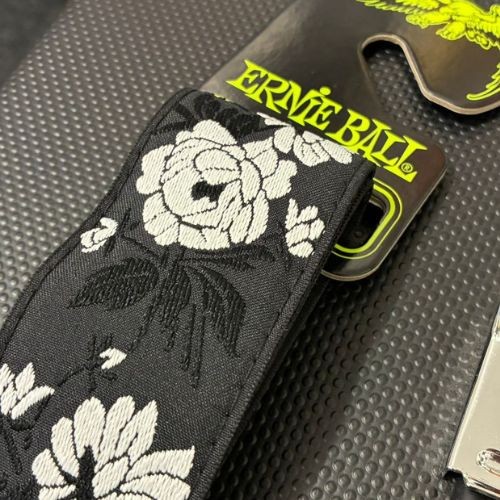 Correia Ernie Ball Jacquard Vanilla Rose P05357 Para Guitarra, Violão ou Baixo 