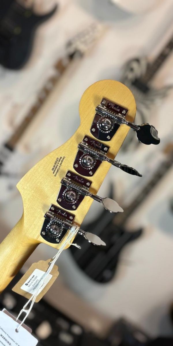 Baixo Fender  Standard Precision Bass Black 