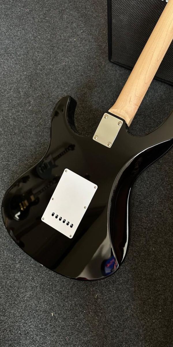 Guitarra Yamaha Pacifica 012 Preta Hss Strato – Pac012 bl 