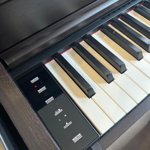 Piano Digital Casio Celviano Ap-300bn Marrom 88 Teclas Com Banqueta e Bluetooth 