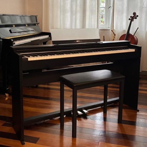 Piano Digital Casio Celviano Ap-s200bk Preto 88 Teclas Hammer Action Com 3 Pedais 